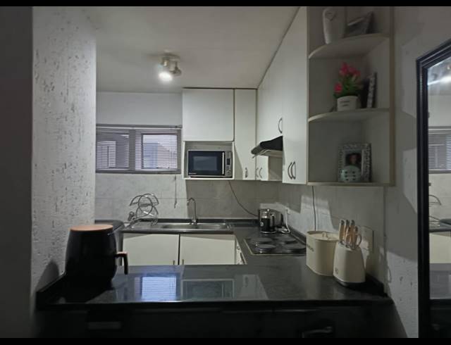 2 BEDROOM TOWNHOUSE FOR SALE IN MULBARTON